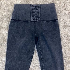 High waste leggings